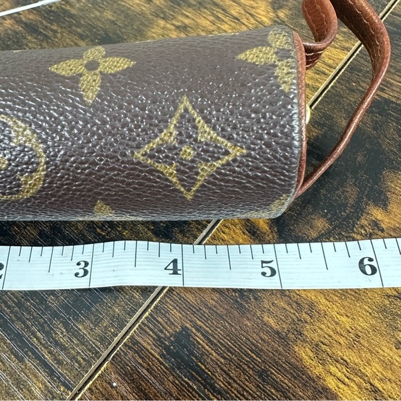 Louis Vuitton Vintage Monogram Golf Ball Holder Men Women - Picture 9 of 11